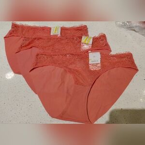 Auden Coral Lace Trim Panties 3-pack